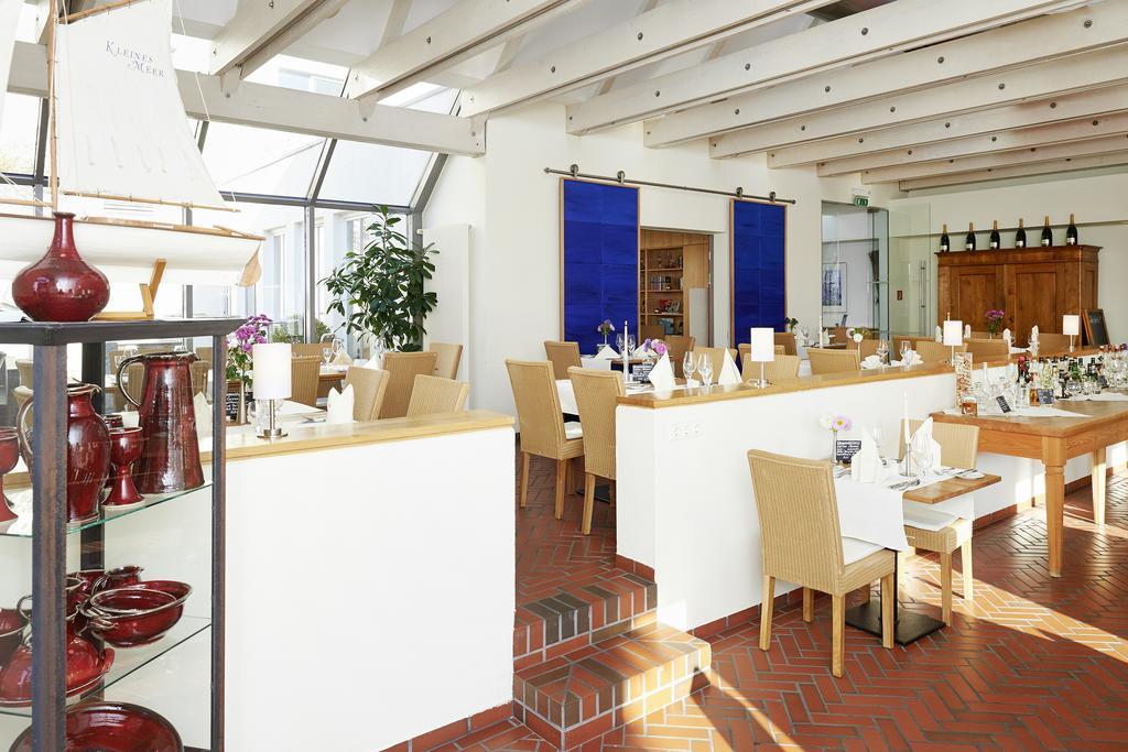 Hotel Kleines Meer Waren  Luaran gambar