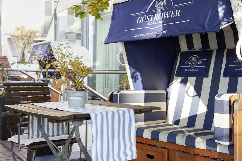 Hotel Kleines Meer Waren  Luaran gambar